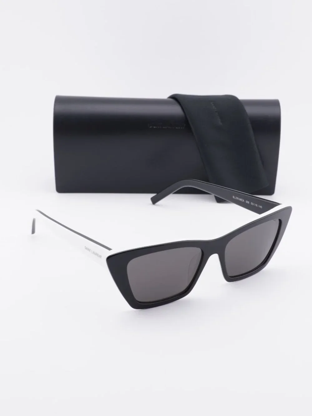 Saint Laurent model sl276